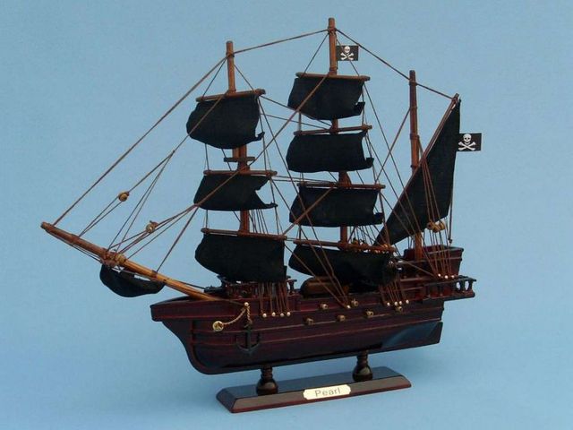 Arrives fully assembled with all sails mounted and rigging 