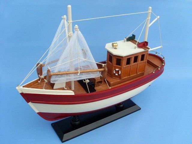 Somethings Fishy 16 Boat Model Fishing Replica  