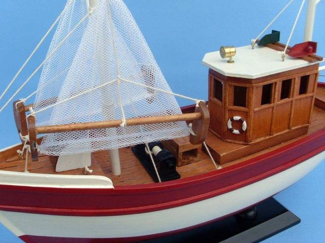 Somethings Fishy 16 Boat Model Fishing Replica  