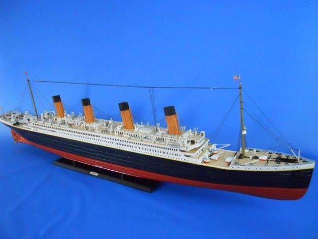 Remote Control RMS Titanic 72