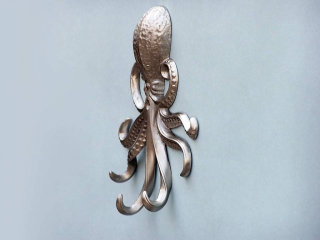 https://www.handcraftedmodelships.com/pictures/big/small-octopus-wall-hooks-wh-0116-bn-1.jpg