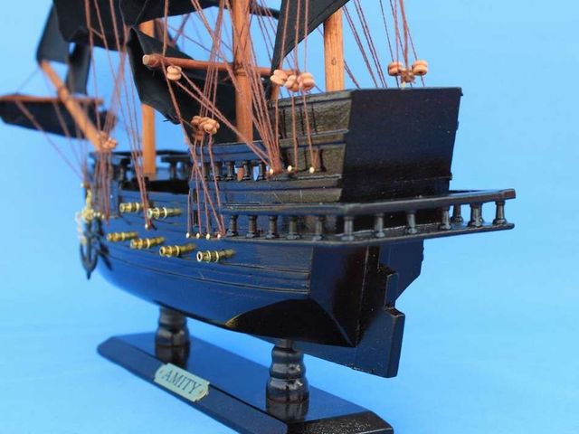 John Gows Revenge 20 Wooden Pirate Ship Model Boat  