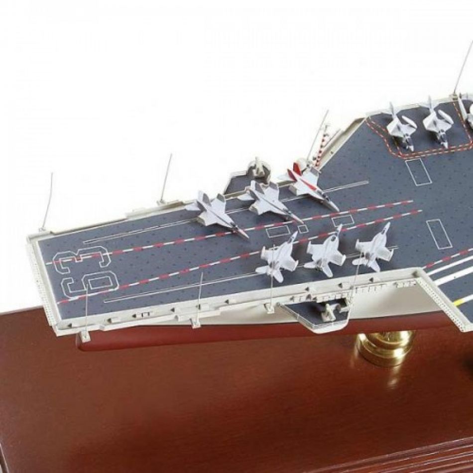 Buy Uss Kitty Hawk 18 - Model Ships