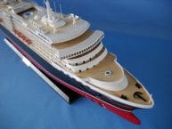 Queen Victoria Limited 40 Model Cruiseship Scale Boat  